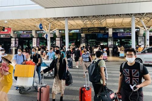 Vì sao sân bay Tân Sơn Nhất kiểm tra hoạt động khai thác thời điểm cận nghỉ lễ 30/4?