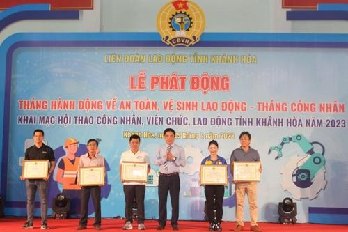 Phát động Tháng Công nhân và Tháng hành động về an toàn vệ sinh lao động năm 2023
