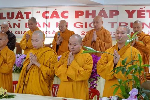 Phân ban Ni giới T.Ư bế mạc khóa bồi dưỡng luật và ký kết lan tỏa đề án về đồng bộ pháp phục