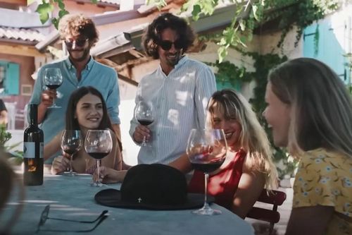 Italy muối mặt vì video quảng bá du lịch dùng cảnh quay Slovenia