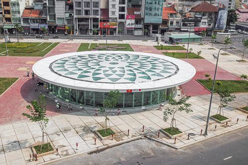 Giếng trời hình hoa sen của nhà ga Bến Thành lộ diện trước dịp 30/4