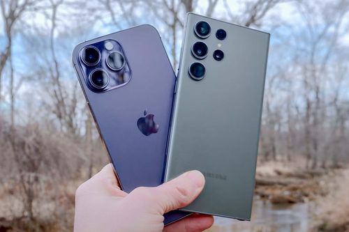 Apple vẫn cần Samsung trong vài năm tới
