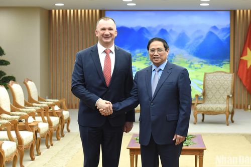 Việt Nam luôn coi trọng phát triển quan hệ hữu nghị và hợp tác nhiều mặt với Belarus