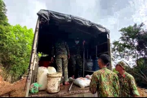 Đà Nẵng triển khai phương án sử dụng thuốc nổ phá đá, khắc phục sạt lở đường quốc phòng trên bán đảo Sơn Trà
