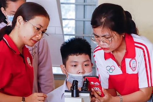TP Hồ Chí Minh: Biến động tổ hợp môn học lớp 10