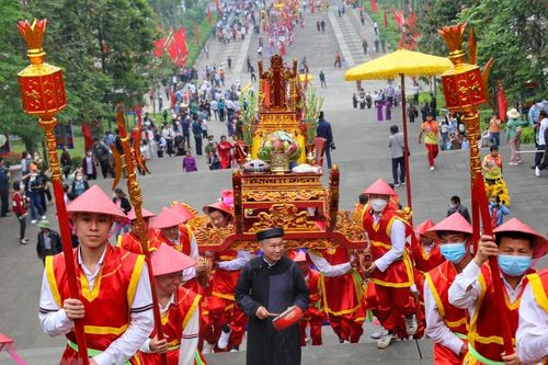Hình ảnh Lễ rước kiệu của các xã vùng ven Đền Hùng trước ngày Giỗ Tổ