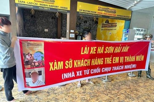 Công an làm việc với tài xế xe khách bị tố 'sàm sỡ hành khách trẻ em vị thành niên'