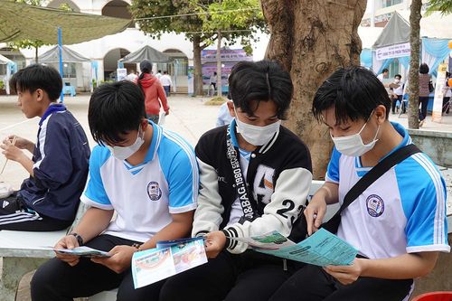 Hiểu đúng về quan niệm kỹ năng trọng hơn bằng cấp