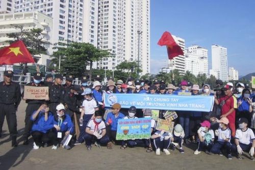 Chung tay bảo tồn vịnh Nha Trang