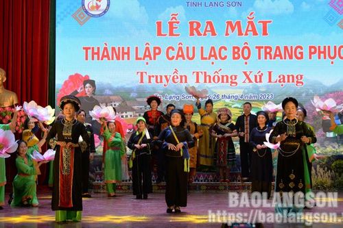 Ra mắt Câu lạc bộ Trang phục truyền thống Xứ Lạng