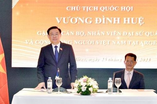 Chủ tịch Quốc hội Vương Đình Huệ: Gìn giữ văn hóa Việt và tiếng Việt, bởi 'văn hóa còn, tiếng Việt còn là dân tộc còn'