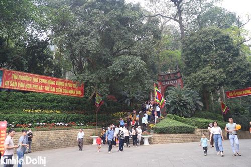 Đền Hùng vắng vẻ trước ngày chính lễ Giỗ Tổ Hùng Vương 2023