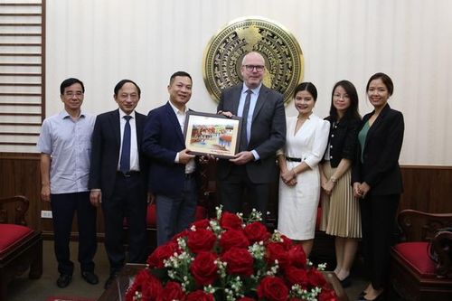 Cổng TTĐT Chính phủ góp phần quan trọng trong truyền tải thông tin về tăng trưởng xanh