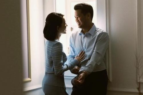 Thời trang đồng điệu phong cách của Linh Rin và chồng doanh nhân Phillip Nguyễn