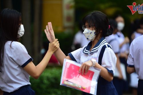 Đề thi học kỳ II môn Văn lớp 10 của Trường TH thực hành