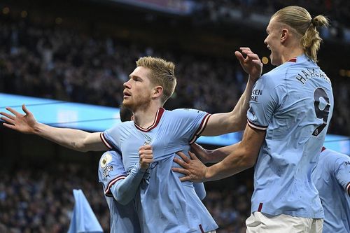 Manchester City vùi dập Arsenal 4-1 ở trận 'chung kết' Premier League