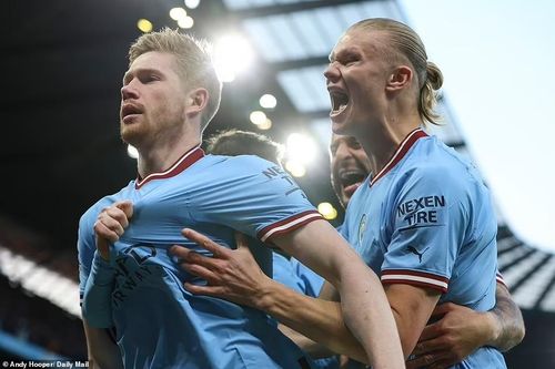Cận cảnh Manchester City 'hủy diệt' Arsenal, tiến gần ngôi vương