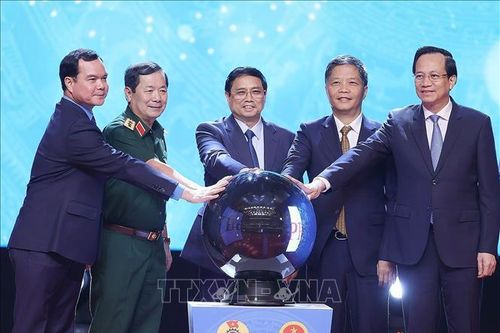 Bảo đảm an toàn, vệ sinh để công nhân có môi trường lao động thuận lợi