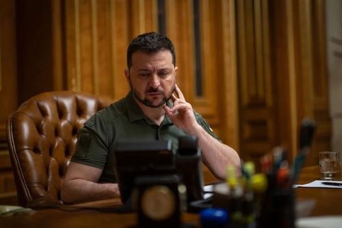 Phản ứng của EU và Mỹ về cuộc điện đàm giữa ông Tập và ông Zelensky