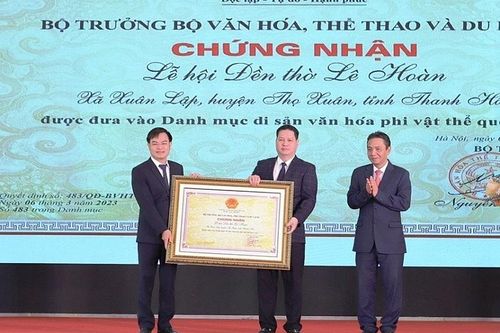 Thanh Hóa: Đón nhận Di sản văn hóa phi vật thể quốc gia Lễ hội đền thờ Lê Hoàn