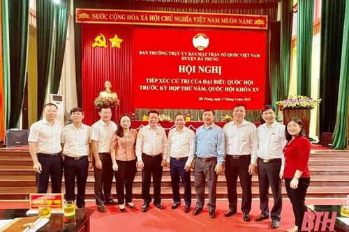 Đoàn ĐBQH tỉnh Thanh Hóa tiếp xúc cử tri huyện Hà Trung
