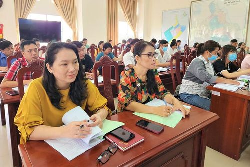 UBND TP. Châu Đốc tập huấn công tác gia đình và xây dựng đời sống văn hóa