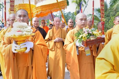 Đức Pháp chủ GHPGVN quang lâm, đạo từ tại Học viện Phật giáo Nam tông Khmer tại Cần Thơ