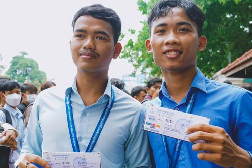 'Cháy vé' xem trận U22 Việt Nam gặp Lào