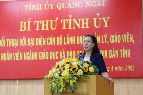 Bí thư Quảng Ngãi đối thoại để 'gỡ khó' cho ngành giáo dục