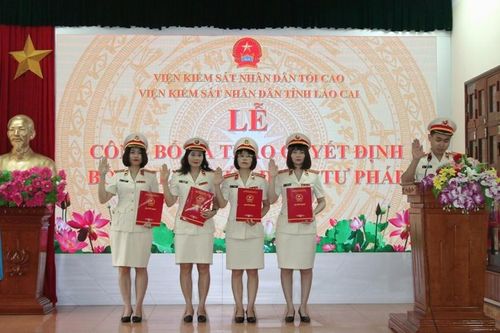VKSND tỉnh Lào Cai công bố và trao các quyết định bổ nhiệm chức danh tư pháp