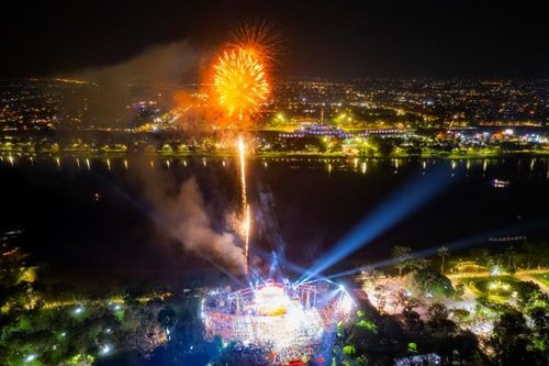 Mãn nhãn đêm khai hội Festival nghề truyền thống Huế năm 2023