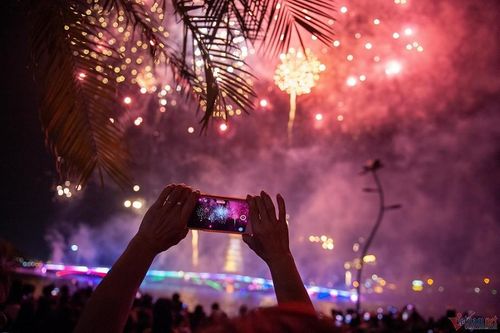 Phú Thọ: Màn pháo hoa rực rỡ đón chào ngày Giỗ Tổ Hùng Vương