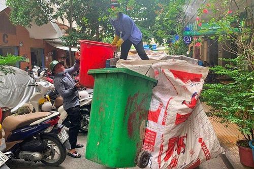 Tp.HCM: Thu tiền vận chuyển rác, lúng túng mỗi nơi một giá