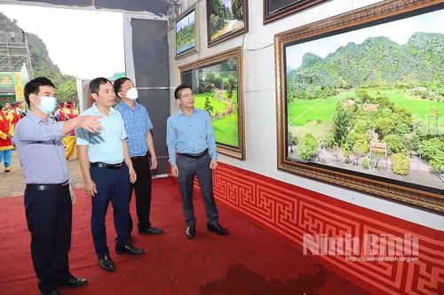 Triển lãm ảnh nghệ thuật 'Non nước Ninh Bình'