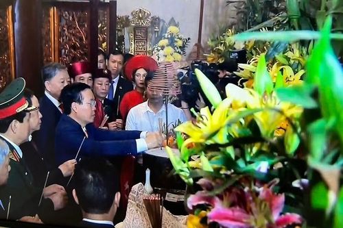 Giỗ Tổ Hùng Vương 2023: Chủ tịch nước Võ Văn Thưởng và lãnh đạo Đảng, Nhà nước dâng hương