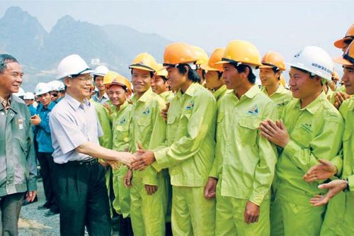 Ngành Xây dựng làm chủ các dự án thủy điện