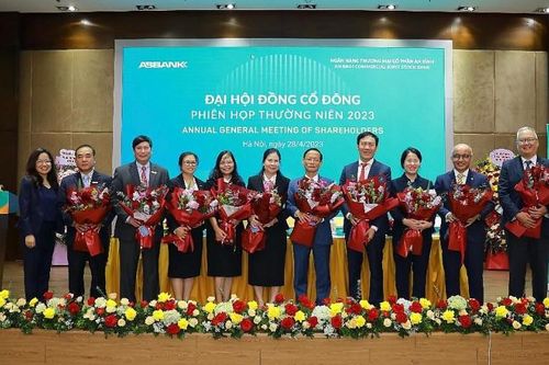 ABBANK ra mắt hội đồng quản trị nhiệm kỳ mới 2023 - 2027