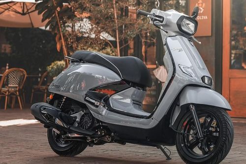 Cận cảnh mẫu xe ga mới siêu đẹp giá chỉ ngang Vision, chị em mới xem qua đã 'đổ toàn tập'