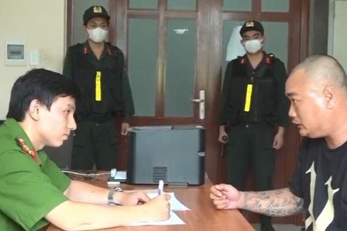 Bắt nhóm giang hồ bảo kê chợ đầu mối ở TP.HCM