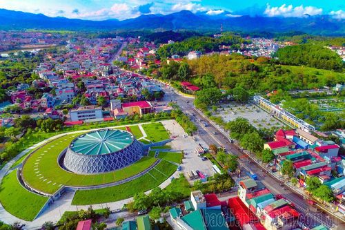 Phát triển kinh tế gắn với du lịch lịch sử, văn hóa