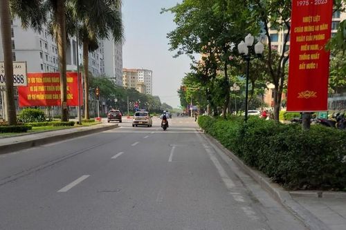 Những người âm thầm giữ Thủ đô luôn 'Xanh - Sạch - Đẹp'