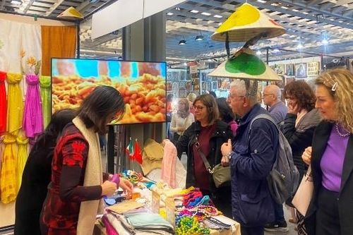 Quảng bá hàng thủ công mỹ nghệ Việt Nam tại Italy: Mỗi sản phẩm là một câu chuyện nghệ thuật