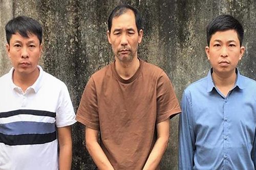 Bắt 3 đối tượng giả danh nhà báo, phóng viên để lừa đảo