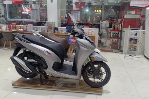 Giá xe SH tháng 5/2023: Giảm gần chục triệu đồng tại đại lý
