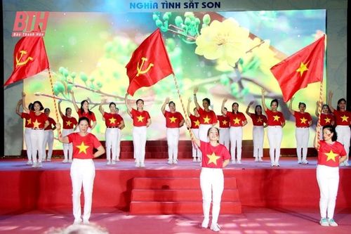 Chương trình văn nghệ 'Hướng về cội nguồn'