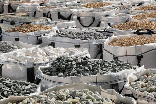 Nhà băng lớn nhất thế giới bị lừa một vố 'đau điếng': Bỏ hơn 30 tỷ VND để mua mặt hàng quý nhưng mở ra toàn túi đá