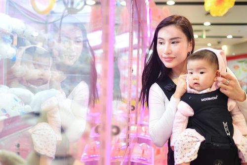 Vung tay sắm đồ cho con mới sinh rồi không dùng