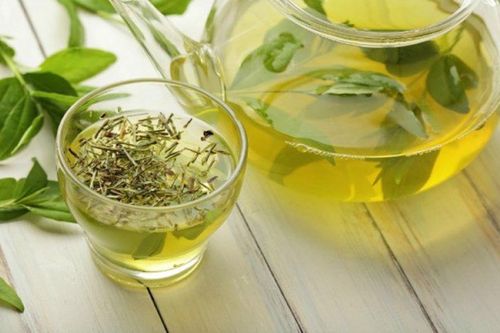 Uống nhiều trà nguy hiểm như thế nào?