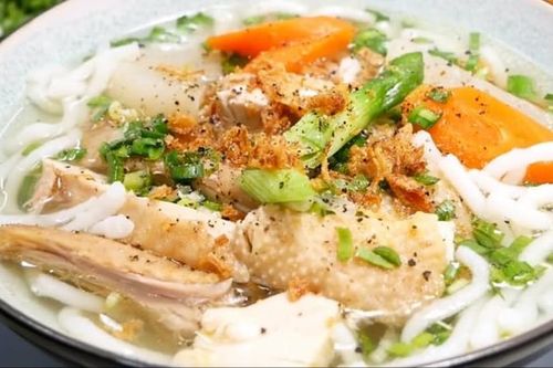 Cách nấu bánh canh gà thơm ngon, lạ miệng dành cho bữa sáng đầy dinh dưỡng