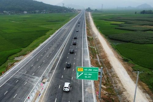 Thí điểm thưởng dự án giao thông đảm bảo tiến độ: Nhà thầu nói gì?